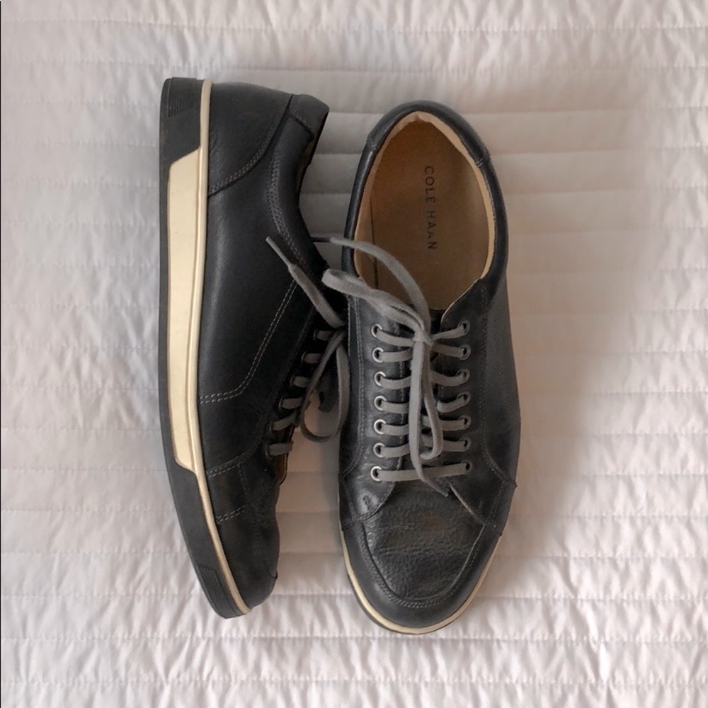 LIKE NEW! Cole Haan Men’s Black Leather Sneakers